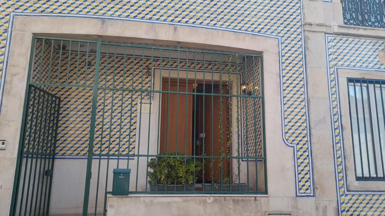 Fado Bed & Breakfast - Santos Lisbon Bagian luar foto